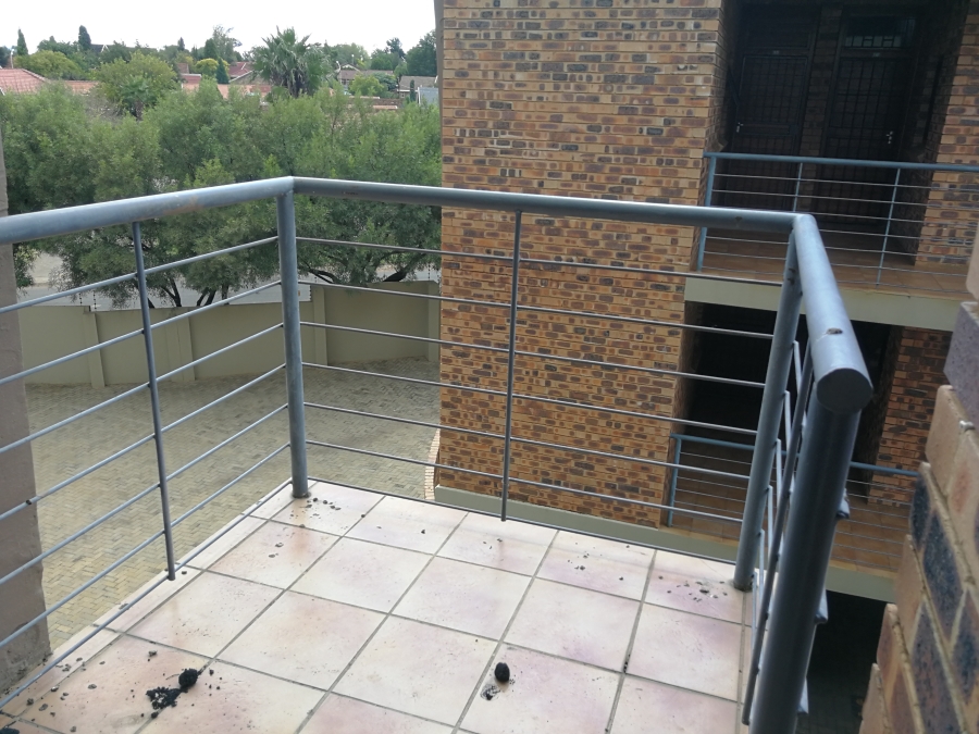 To Let 1 Bedroom Property for Rent in Dassie Rand North West